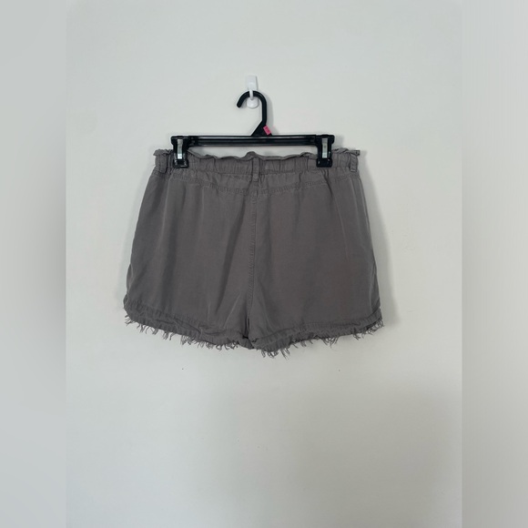Grey Paperbag Shorts - Picture 3 of 4